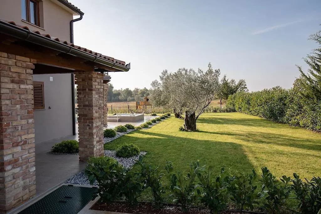 Villa Rosa By Istrialux Loborika 0*,  Croacia